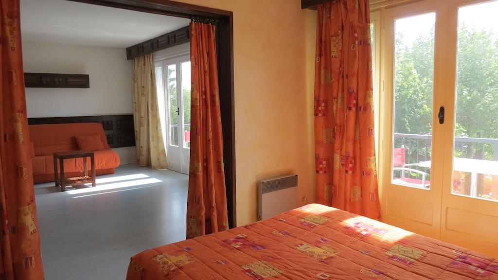 Logis Hotel Restaurant Chez Nous Sainte-Croix  Екстер'єр фото