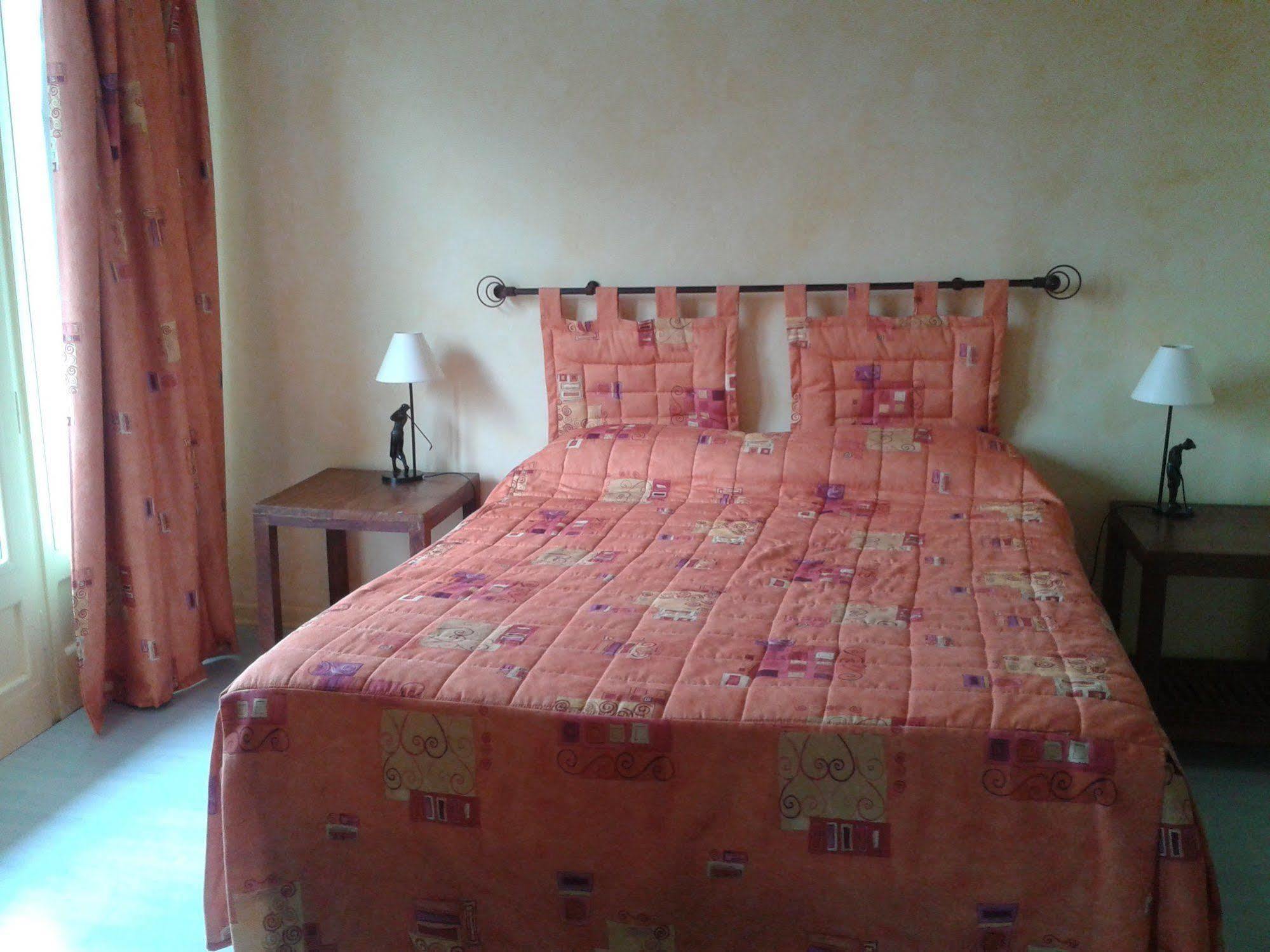 Logis Hotel Restaurant Chez Nous Sainte-Croix  Екстер'єр фото